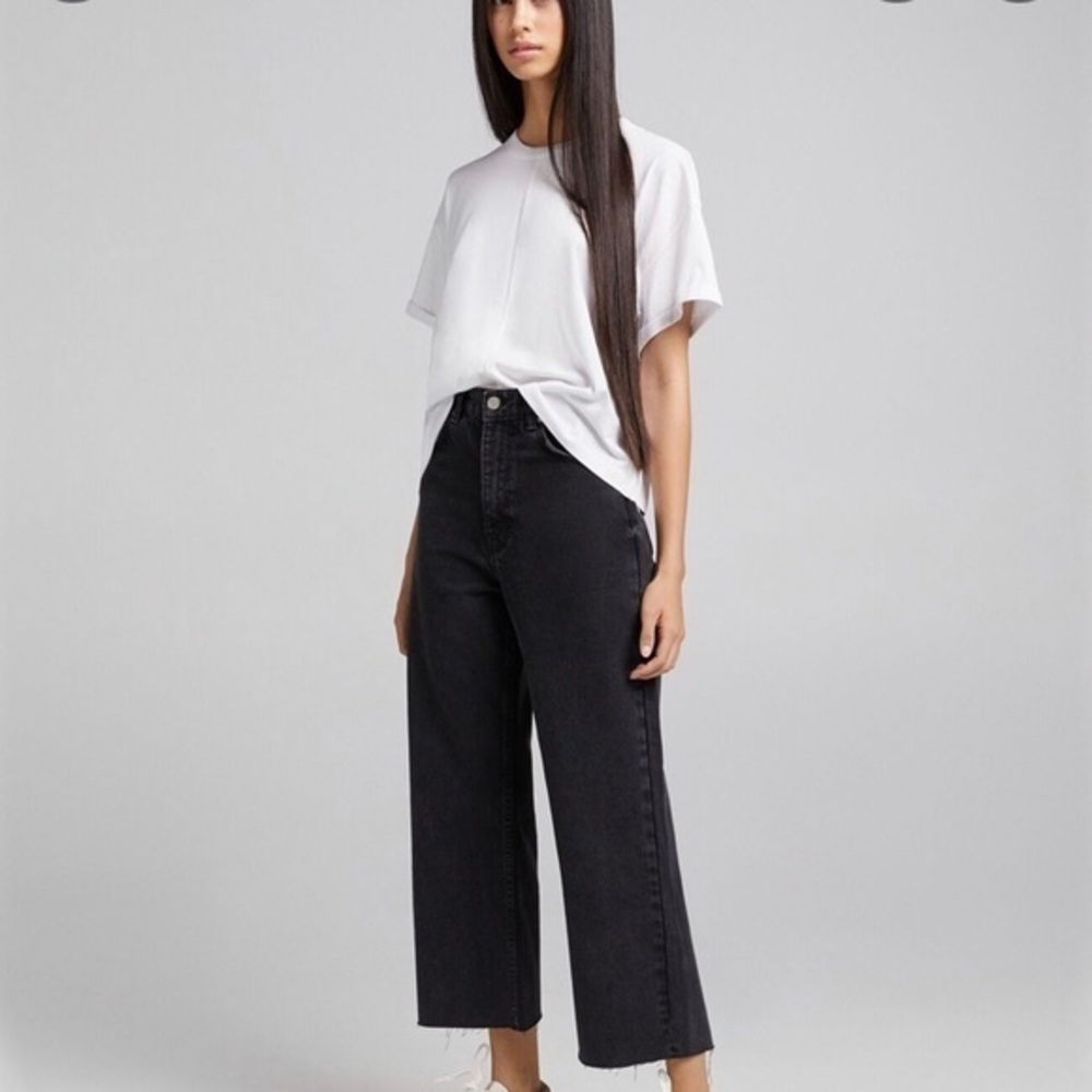New Bershka The Wide Crop Denim Jeans Black